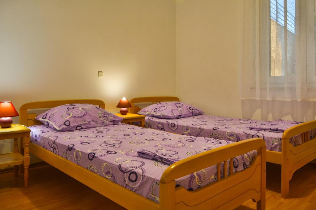 Apartments With A Parking Space Senj - 11520 ภายนอก รูปภาพ