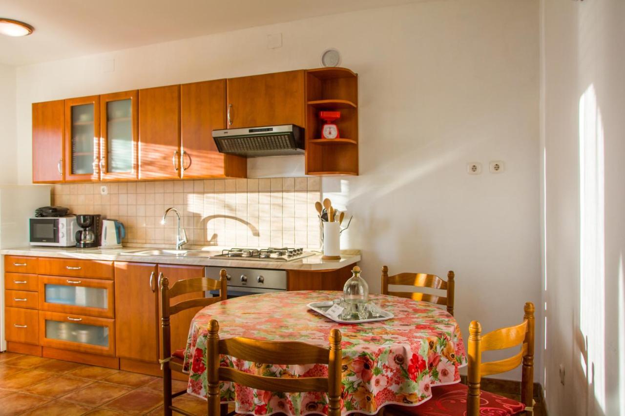 Apartments With A Parking Space Senj - 11520 ภายนอก รูปภาพ